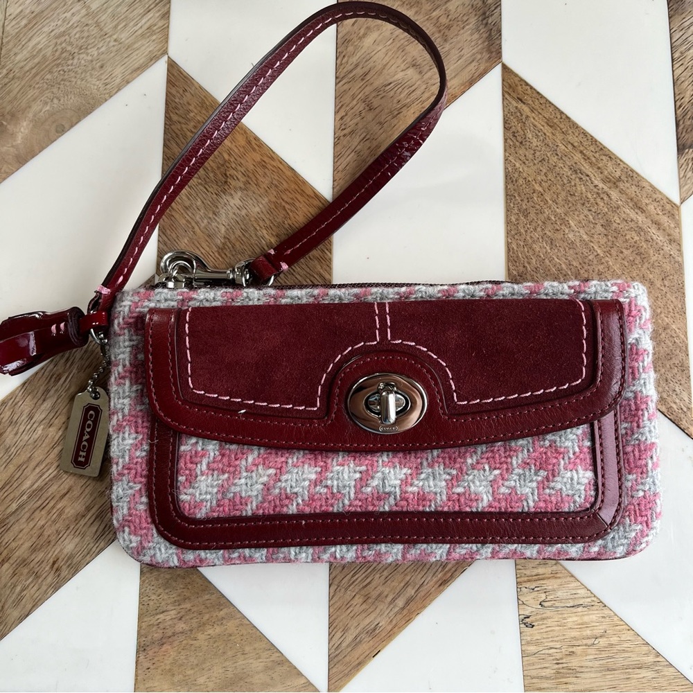 Coach Suede and Wool Hounds Tooth Wristlet Pink/Grey